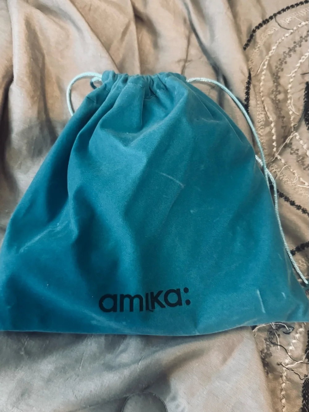 amika Teal Electric Straightening Brush